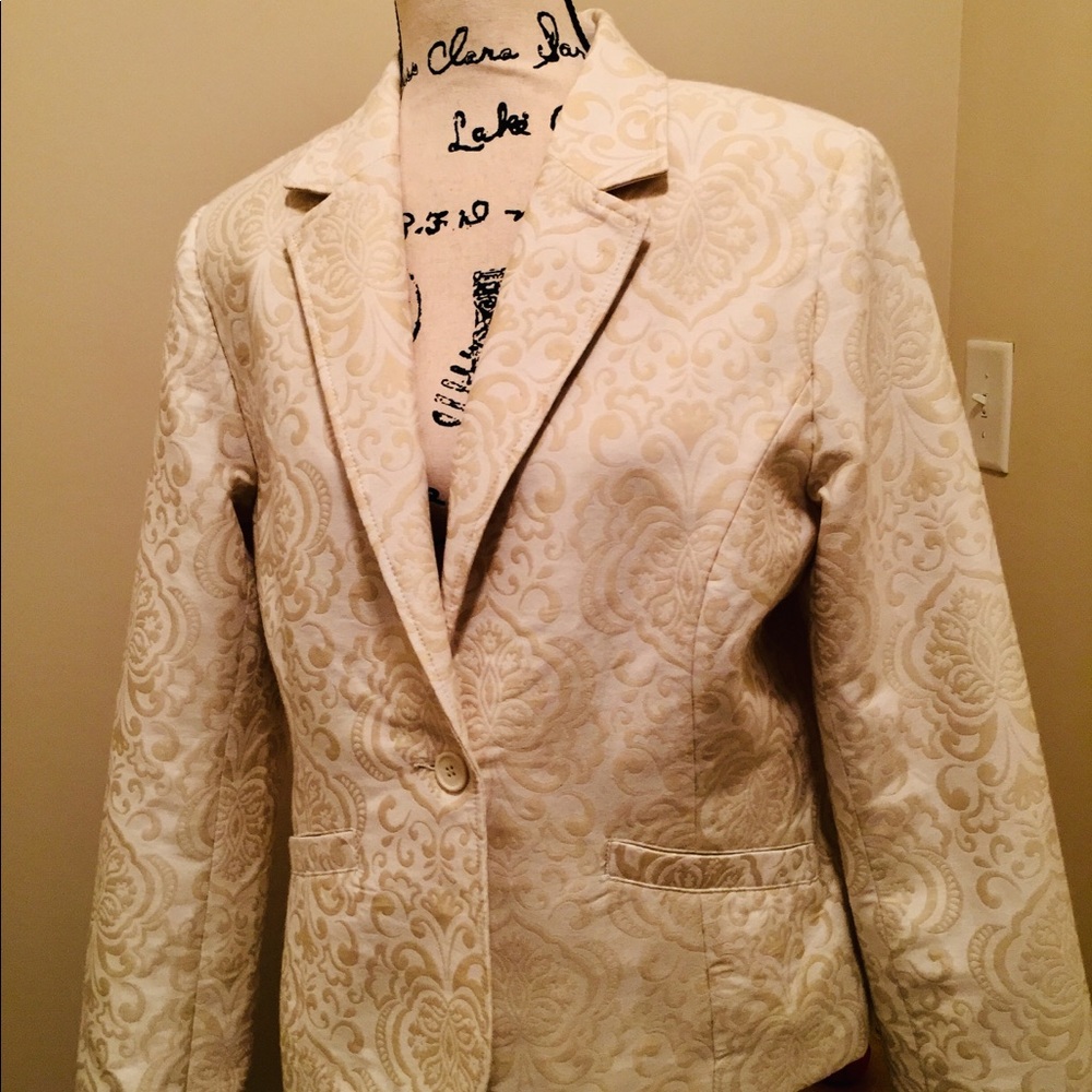 Brand new H&M’s jacket size 16